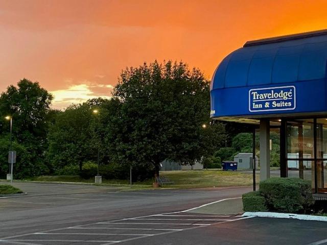 Travelodge Inn & Suites By Wyndham Albany Esterno foto
