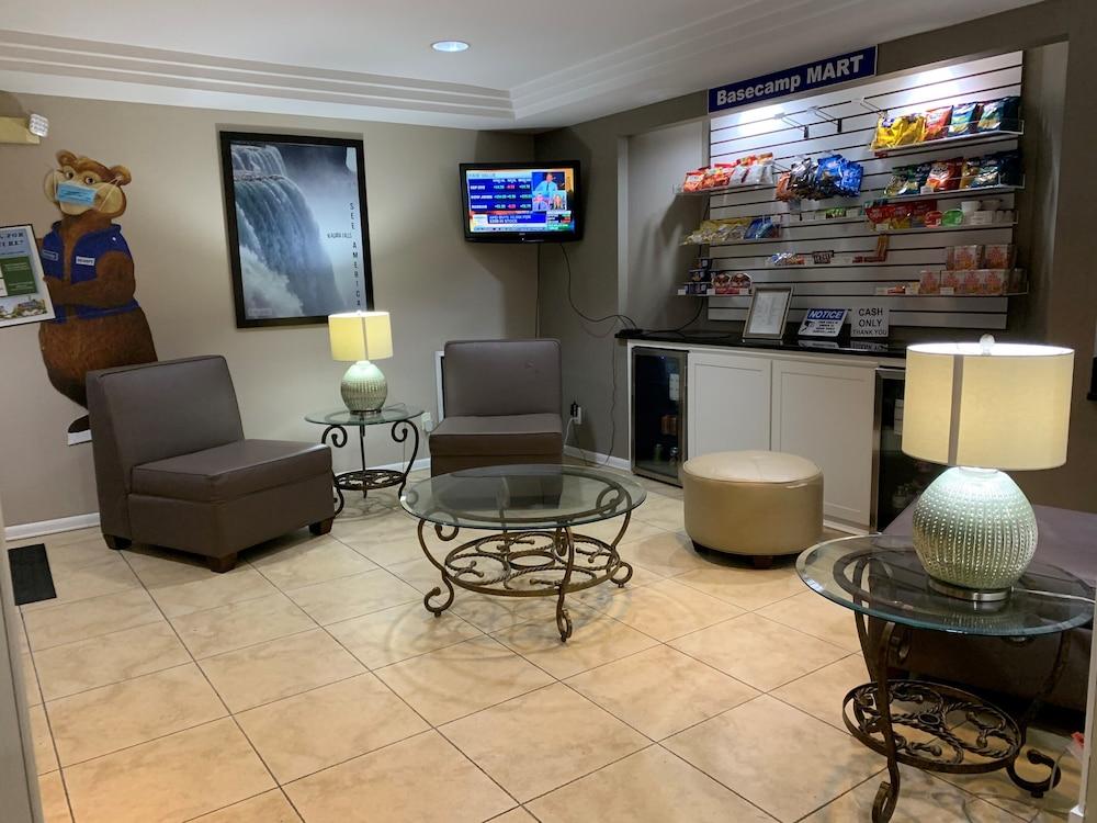 Travelodge Inn & Suites By Wyndham Albany Esterno foto