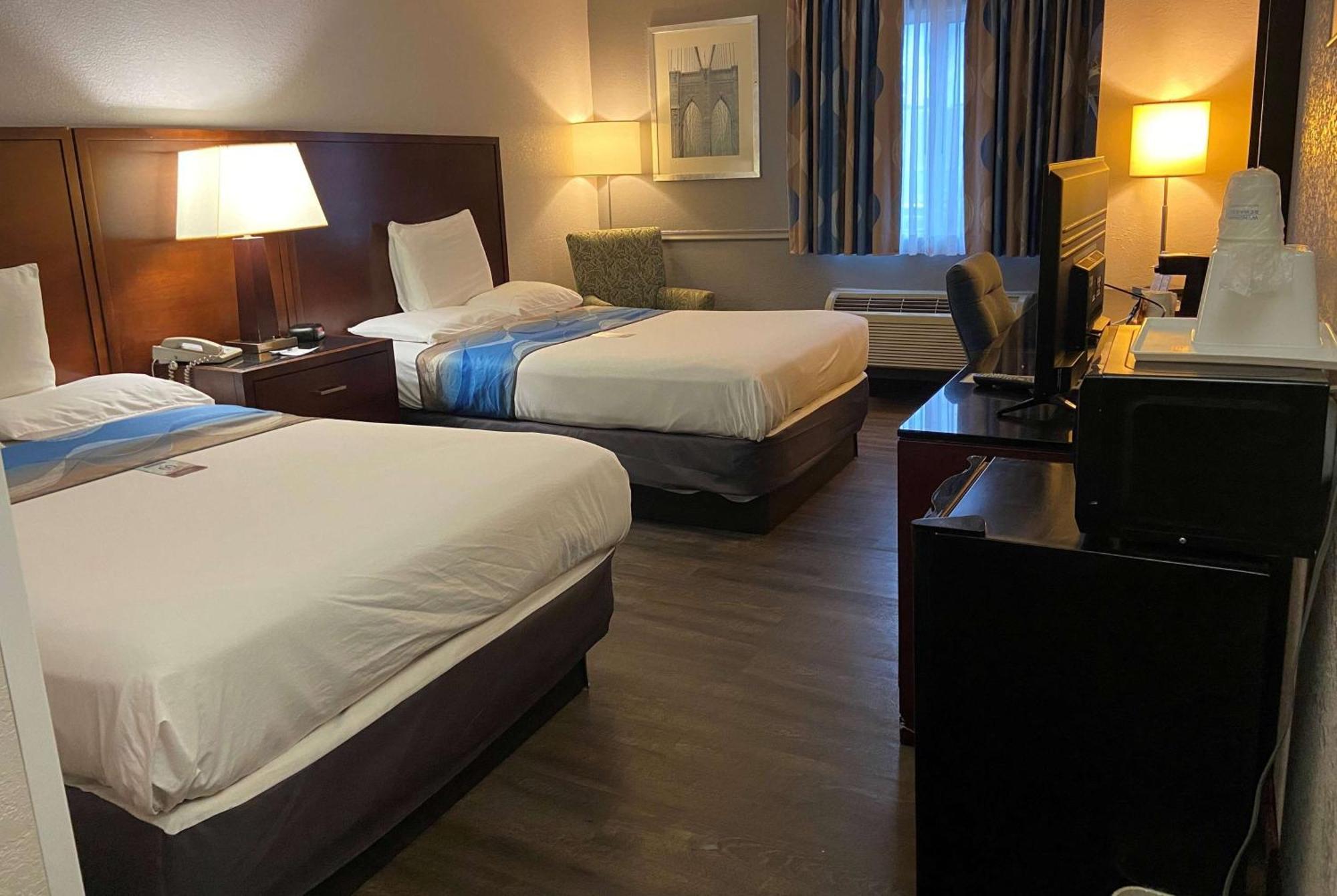 Travelodge Inn & Suites By Wyndham Albany Esterno foto