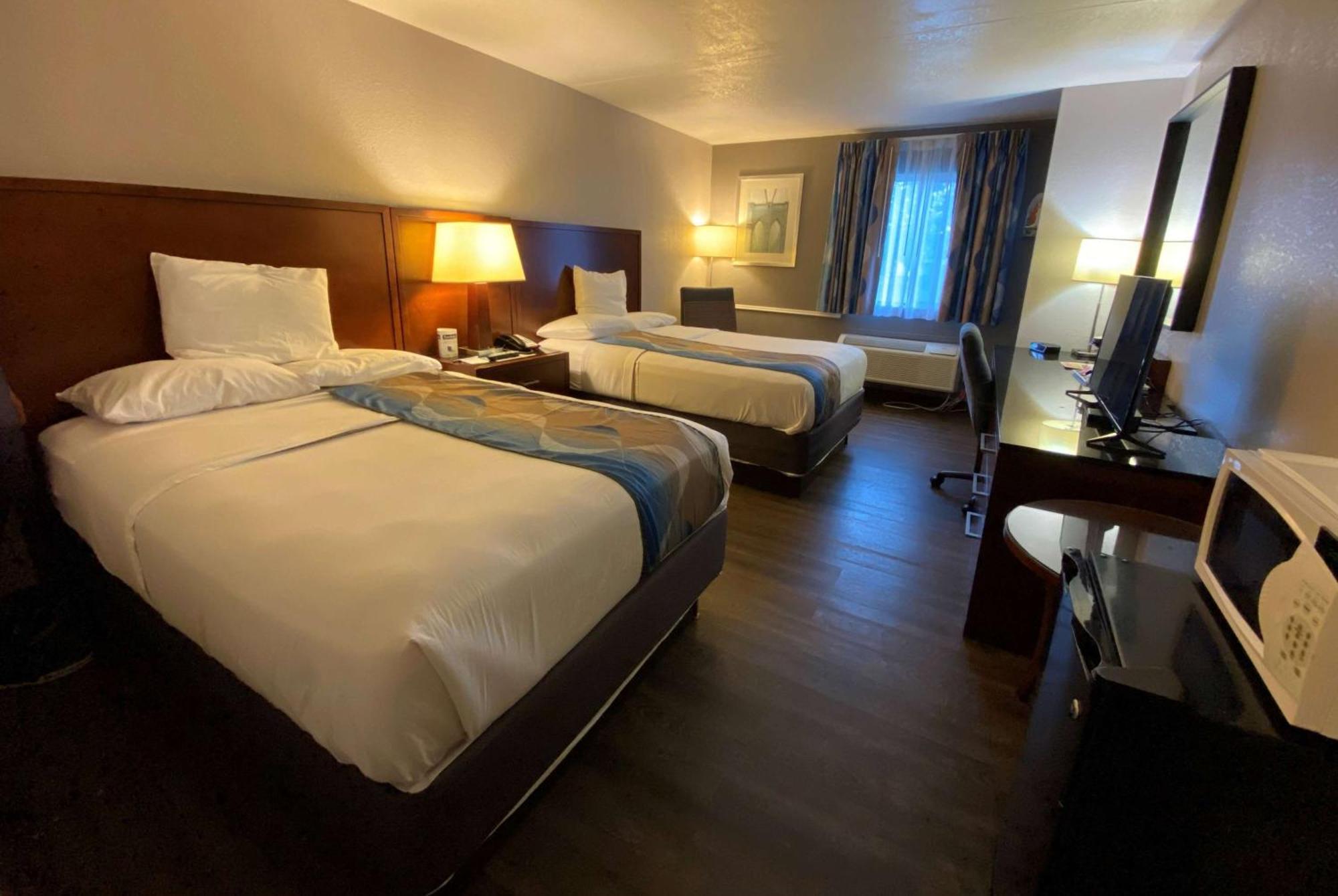 Travelodge Inn & Suites By Wyndham Albany Esterno foto
