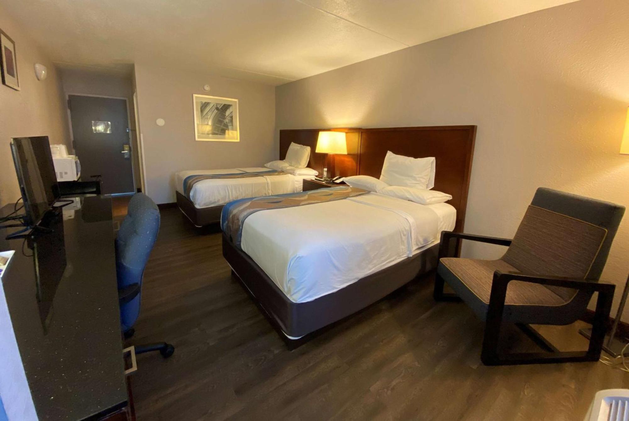 Travelodge Inn & Suites By Wyndham Albany Esterno foto
